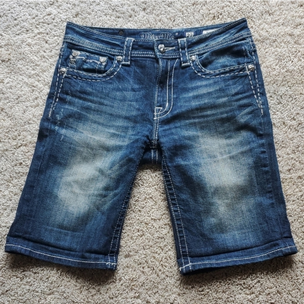 Miss Me Bermuda Shorts Size 27 (Size 4)